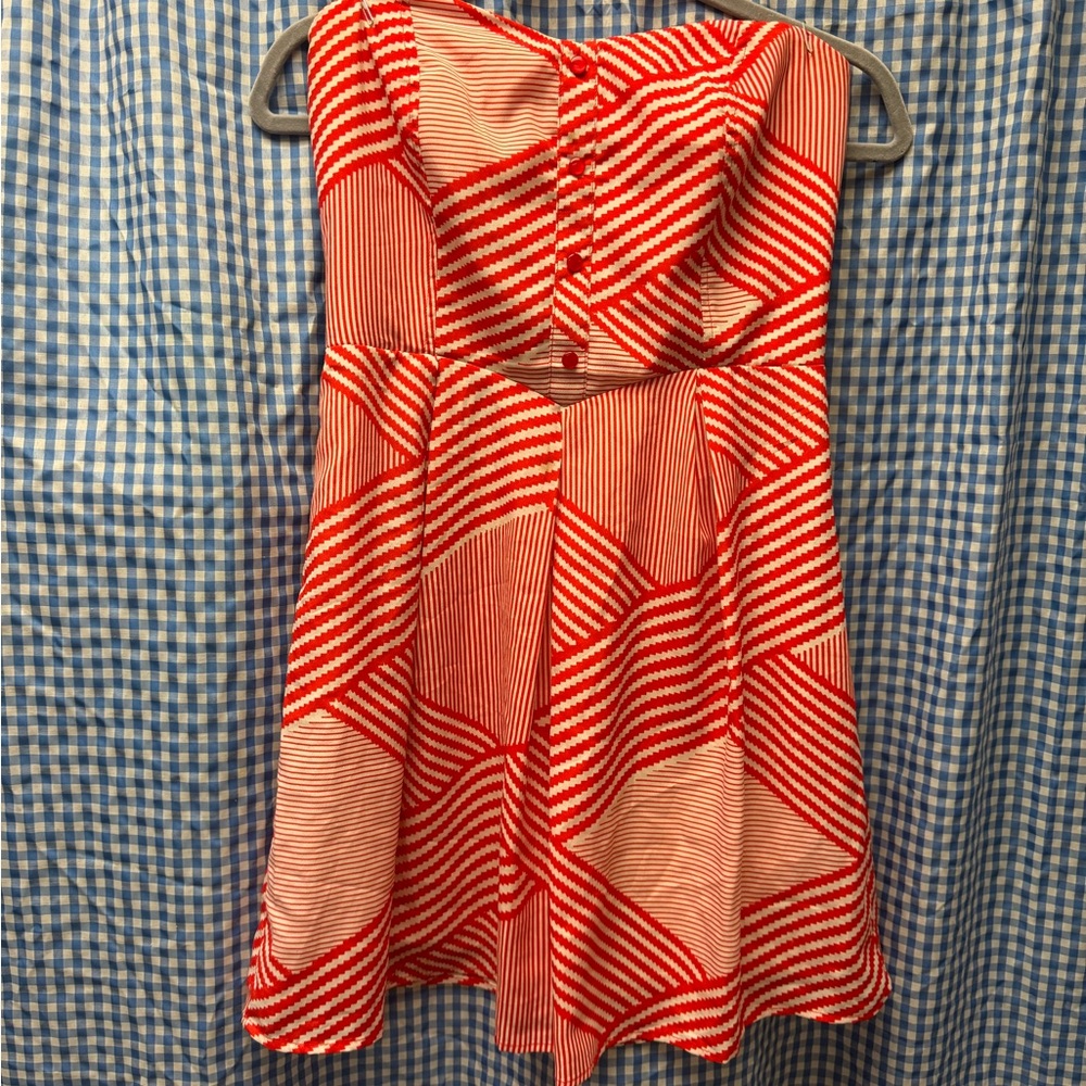 Red and White Geometric Women's Top